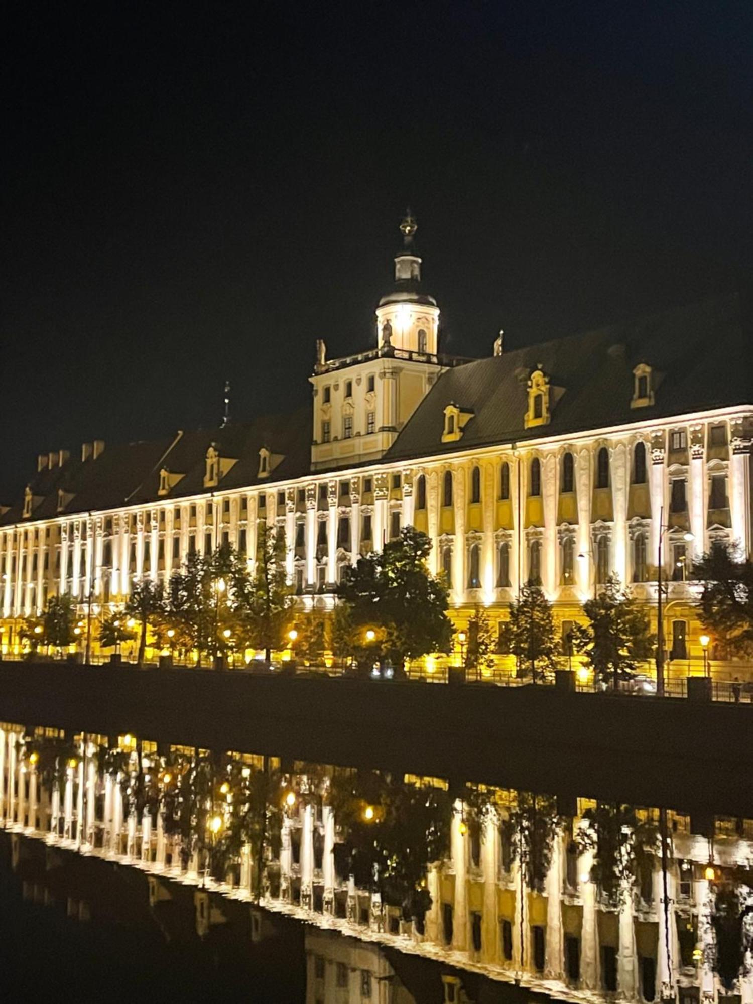 Beige Mood City Apartment Wroclaw Ngoại thất bức ảnh
